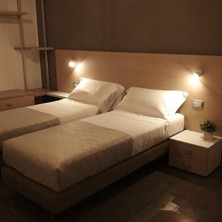 B&B La Rosa Felice บารี ภายนอก รูปภาพ