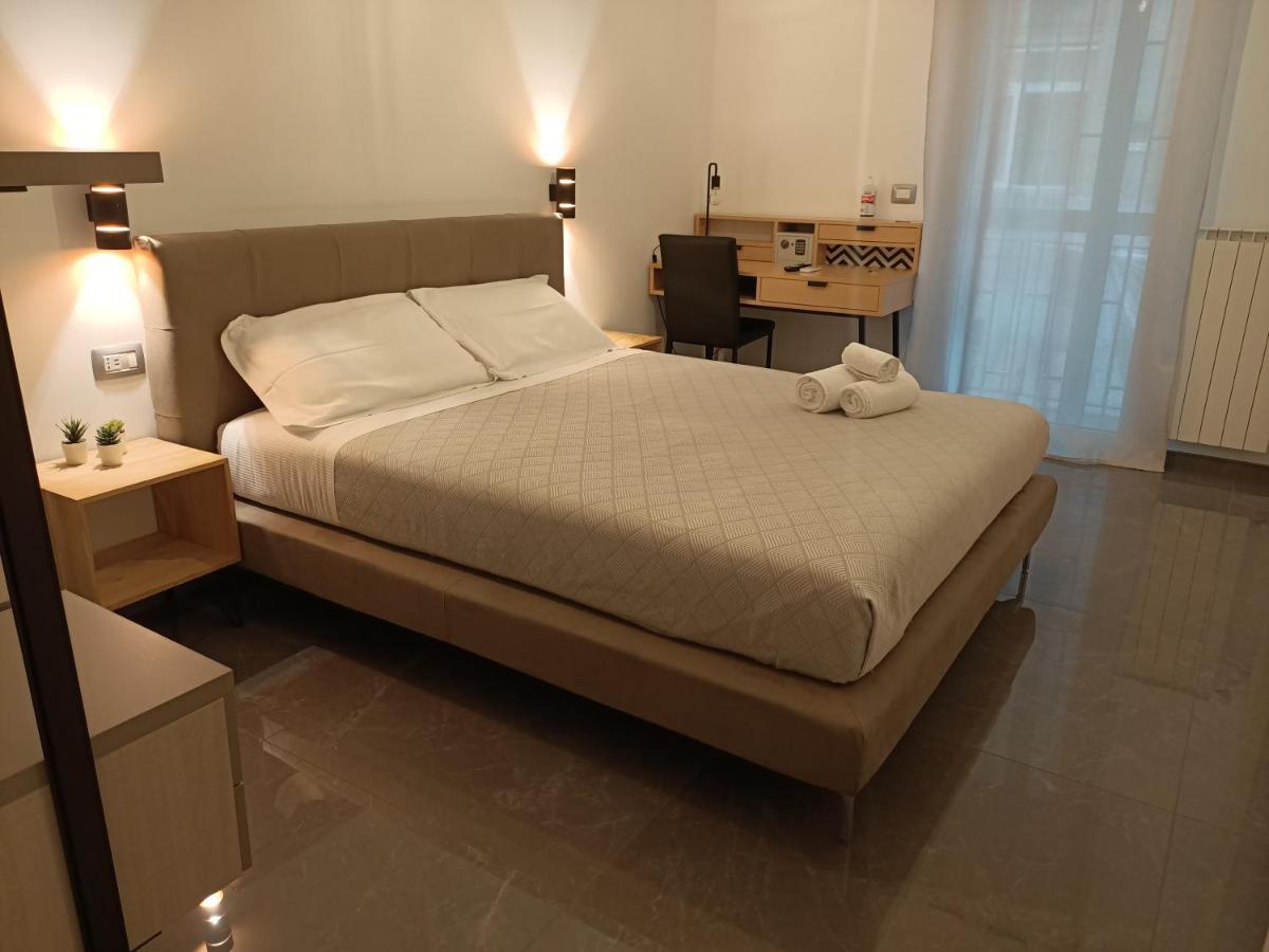 B&B La Rosa Felice บารี ภายนอก รูปภาพ