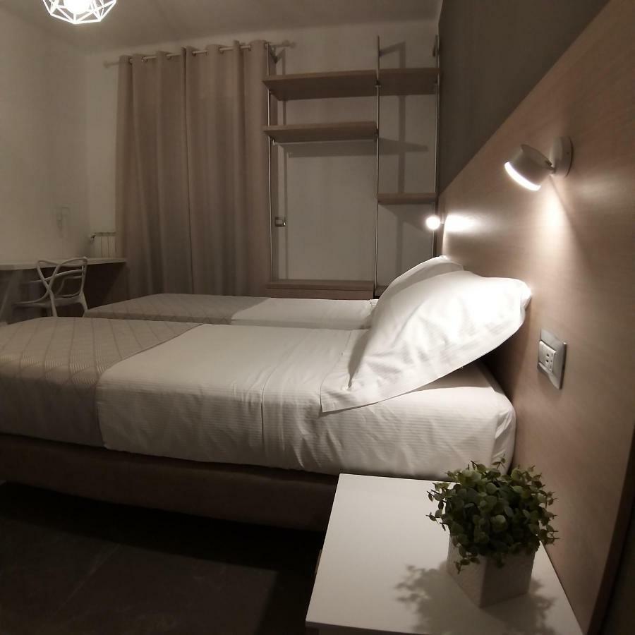 B&B La Rosa Felice บารี ภายนอก รูปภาพ